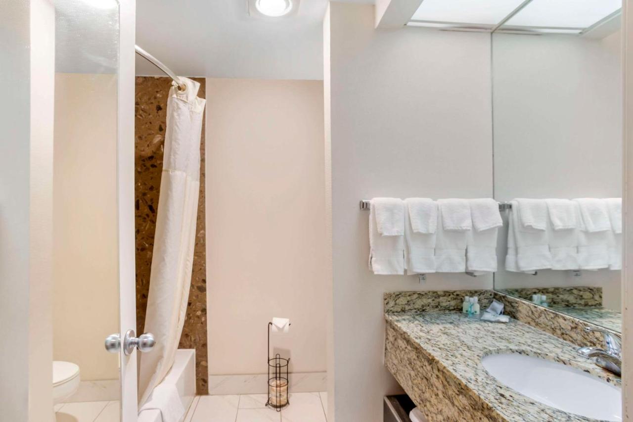 King Suite - Non-Smoking at Quality Suites Moab near Arches National Park
