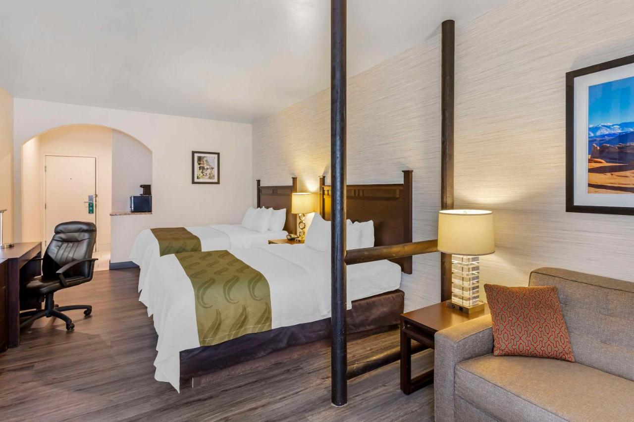 Queen Suite - Non-Smoking at Quality Suites Moab near Arches National Park
