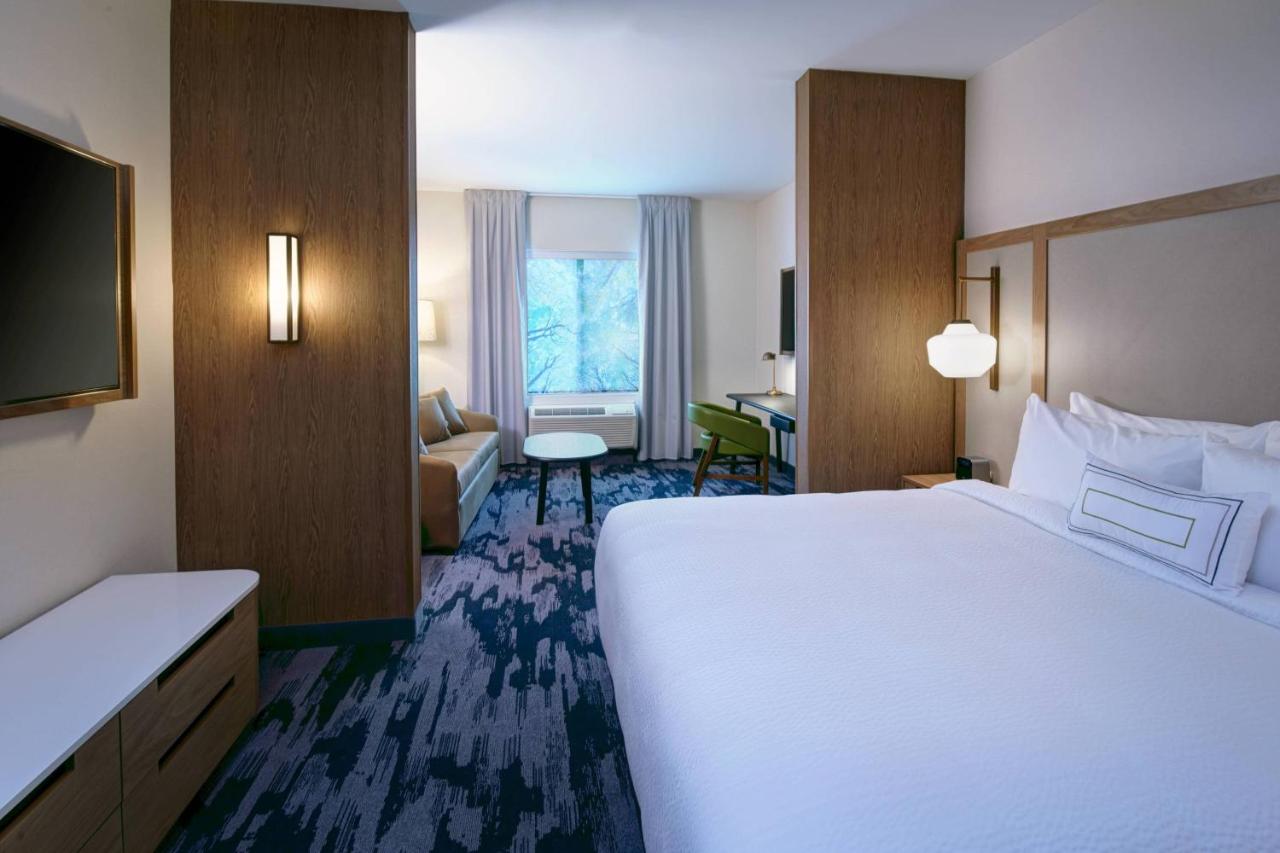 Suite, 1 King, Sofa bed at Fairfield Inn & Suites by Marriott Midland