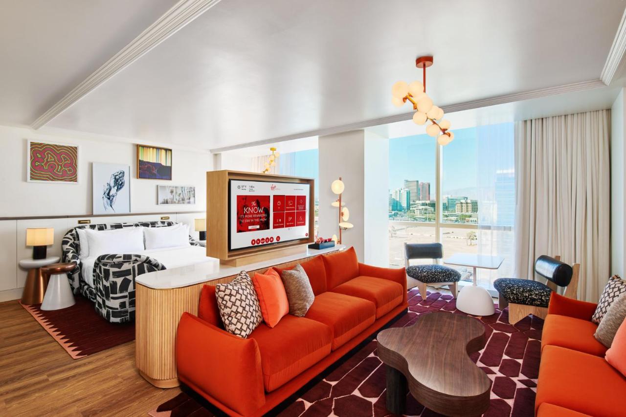 1 King Bed + 2 Queen Beds, Ruby Chamber Tower at Virgin Hotels Las Vegas, Curio Collection by Hilton