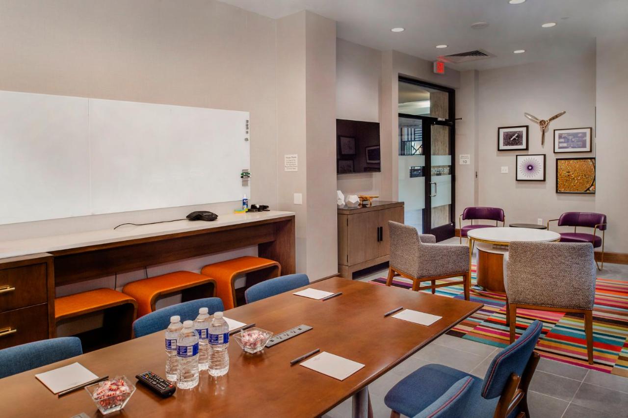 | Crowne Plaza Hotel St. Louis Airport, an IHG Hotel