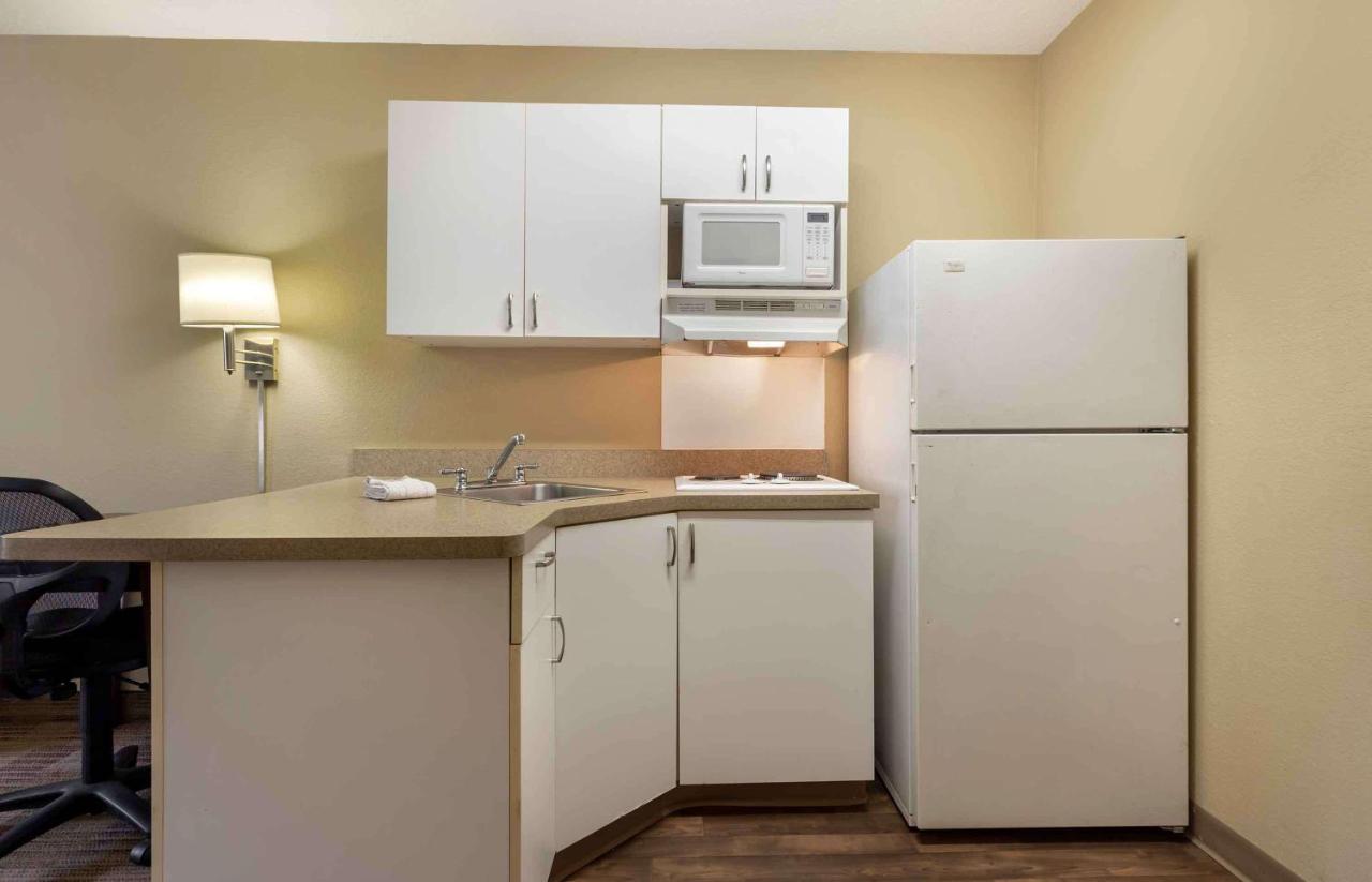 Queen Studio - Non-Smoking at Extended Stay America Select Suites Fayetteville Springdale