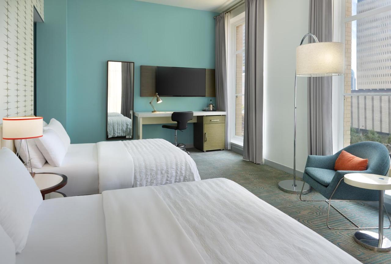 Deluxe, Guest room, 2 Queen, Corner room at Le Méridien Tampa, The Courthouse