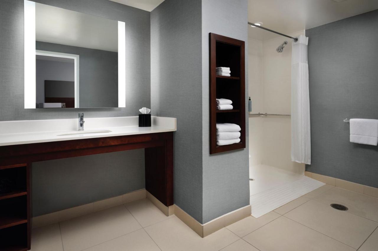  | Residence Inn by Marriott Green Bay Downtown