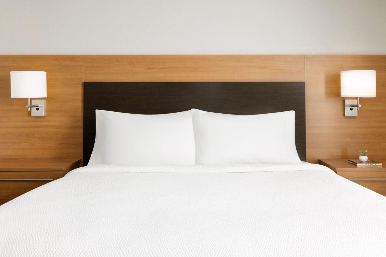Queen Studio at TownePlace Suites by Marriott Roswell