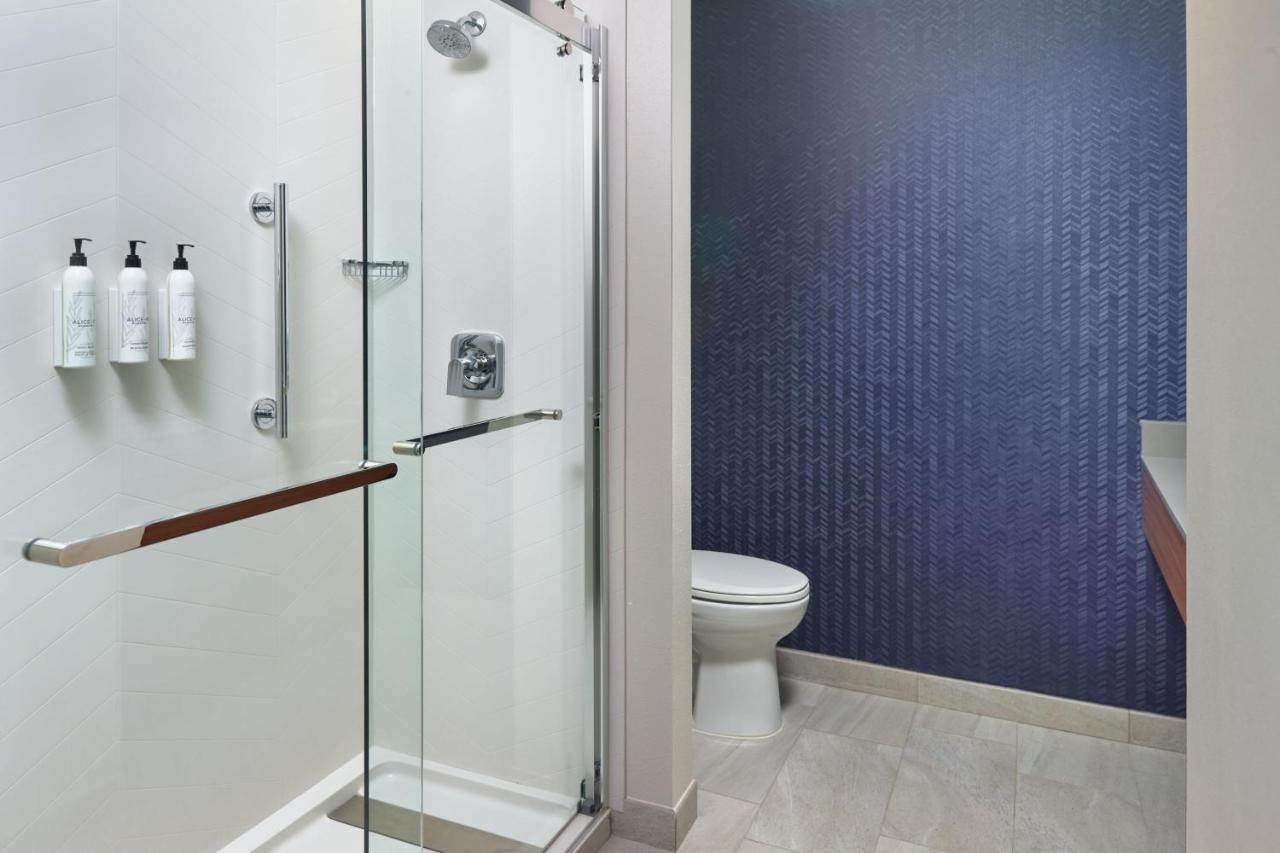 | Fairfield Inn & Suites Atlanta McDonough