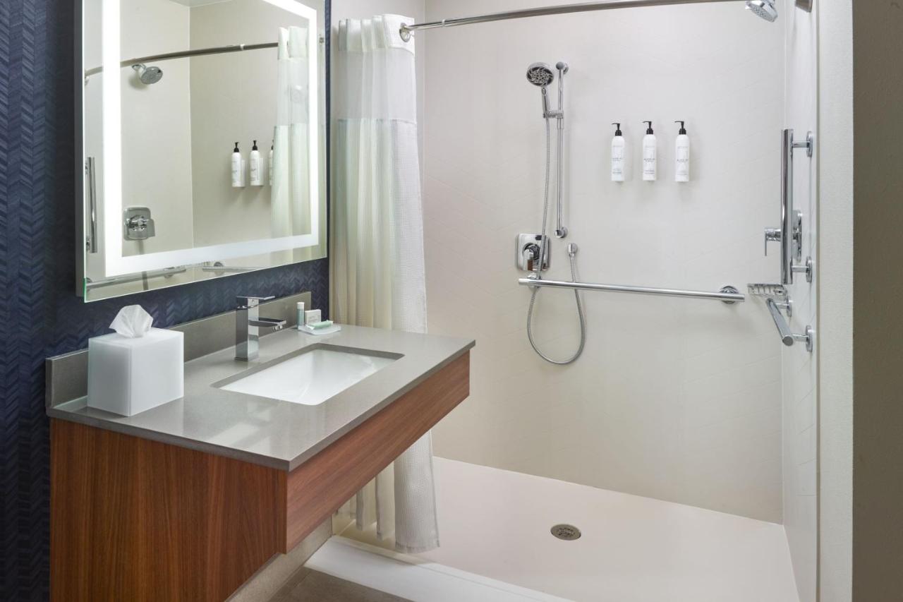 | Fairfield Inn & Suites Atlanta McDonough