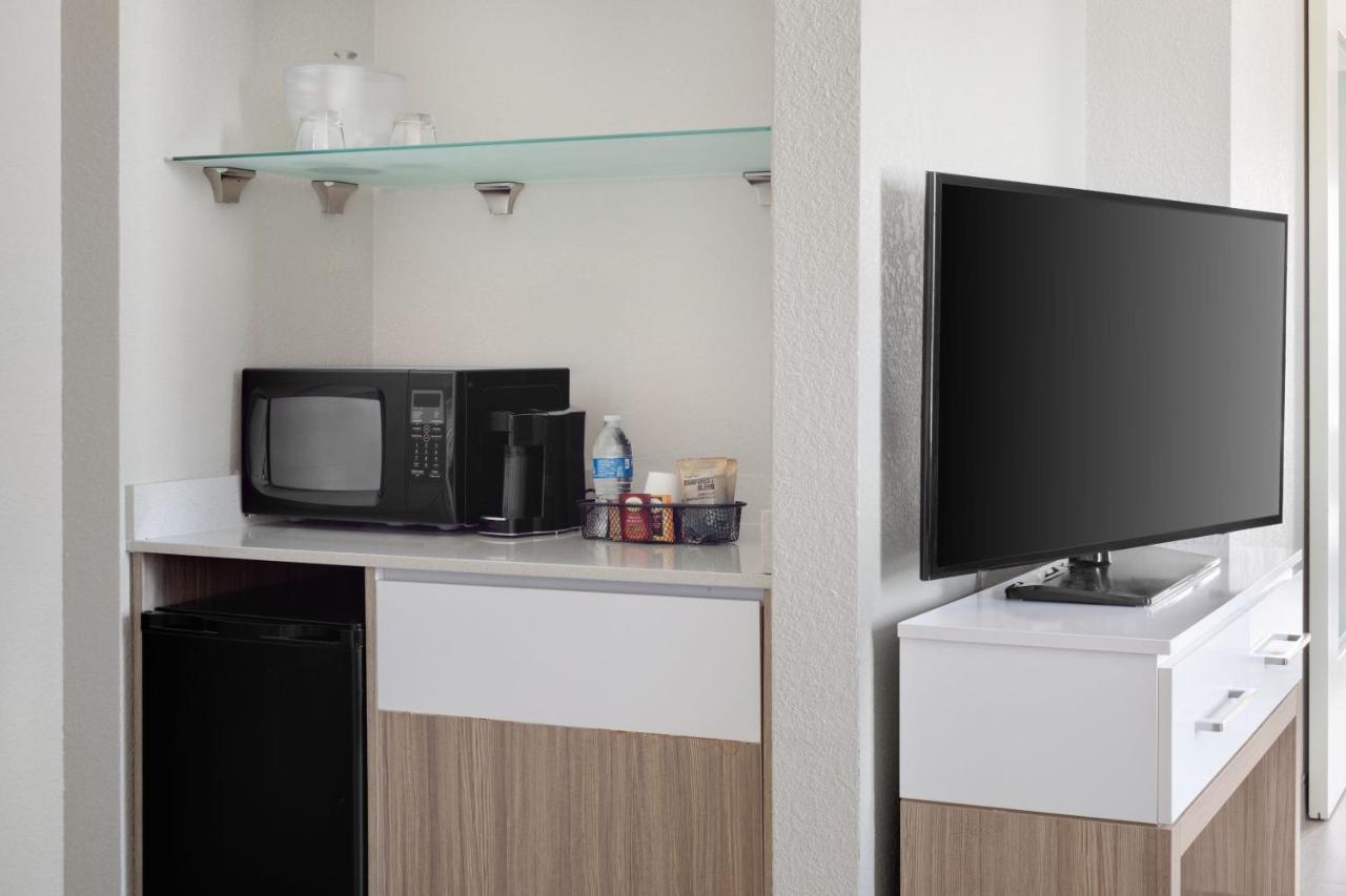 Suite, 1 King, Sofa bed, Partial ocean view at SpringHill Suites by Marriott New Smyrna Beach