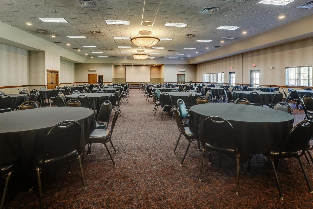 | Stoney Creek Hotel & Conference Center Des Moines