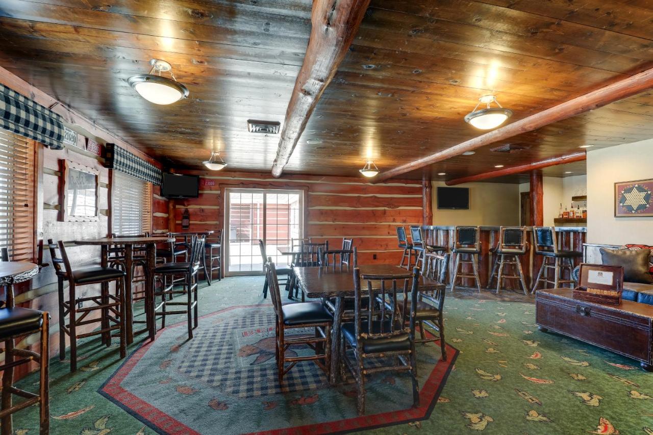 | Stoney Creek Hotel & Conference Center Des Moines
