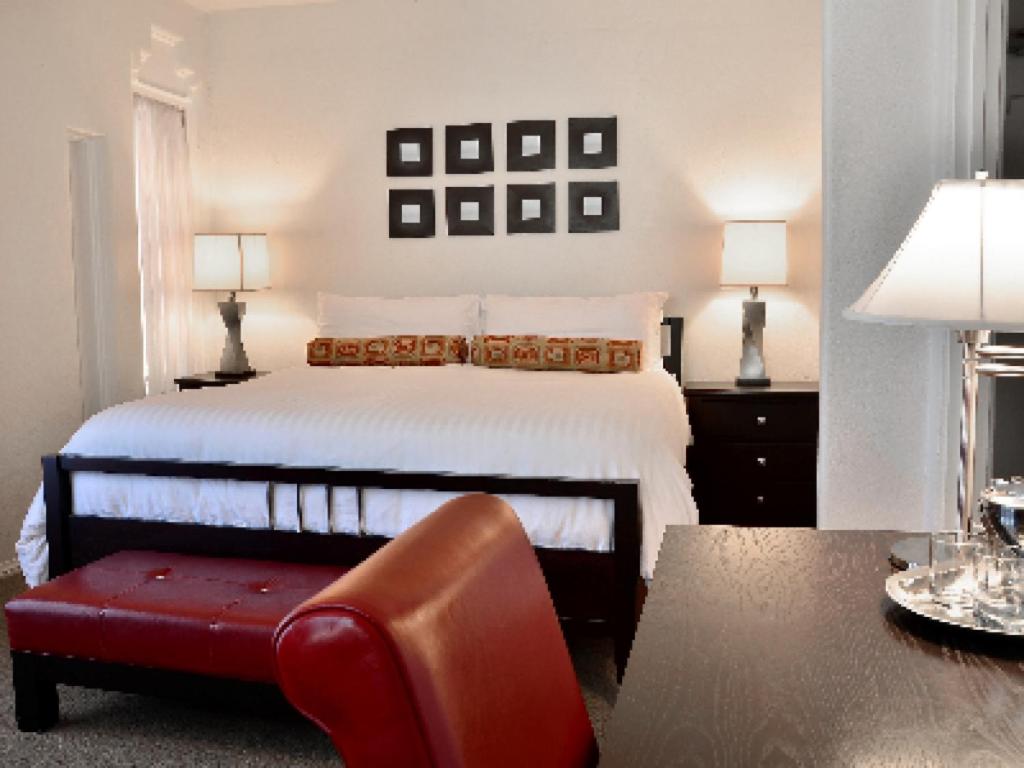  | El Primero Boutique Hotel