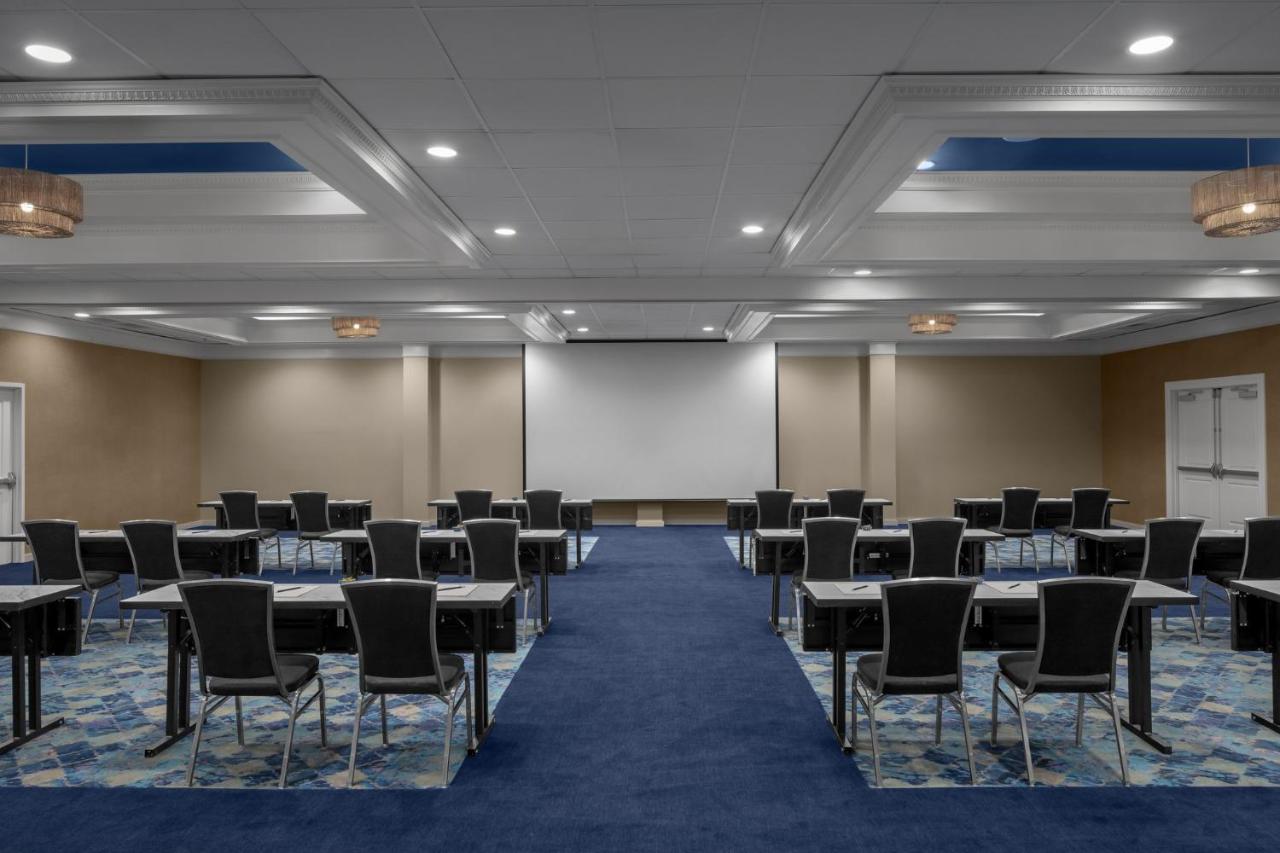  | Hotel Indigo Charleston - Mount Pleasant, an IHG Hotel