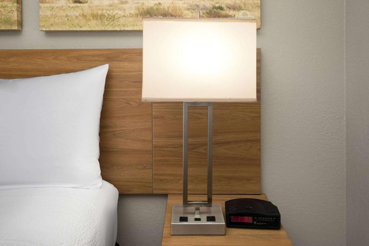 King Room - Disability Access/Non-Smoking at Days Inn by Wyndham Oklahoma City