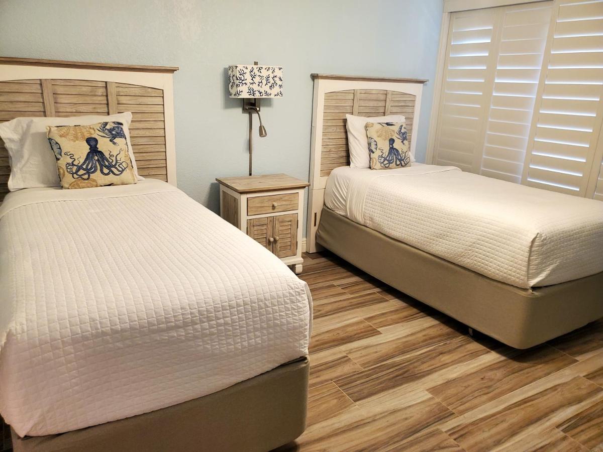 | Jupiter Reef Club Resort