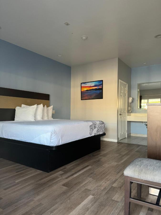  | Moonlite Inn