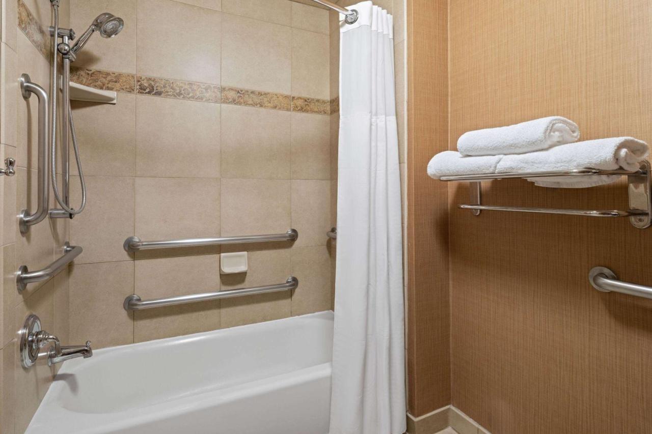 One-Bedroom King Suite - Non-Smoking at La Quinta Inn & Suites by Wyndham Idaho Falls/Ammon