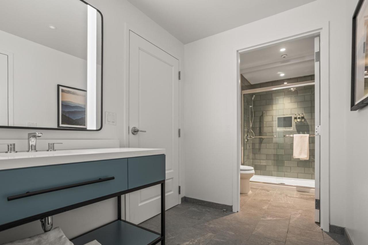 One-Bedroom Apartment at The Highlander at Radford, Tapestry Collection by Hilton