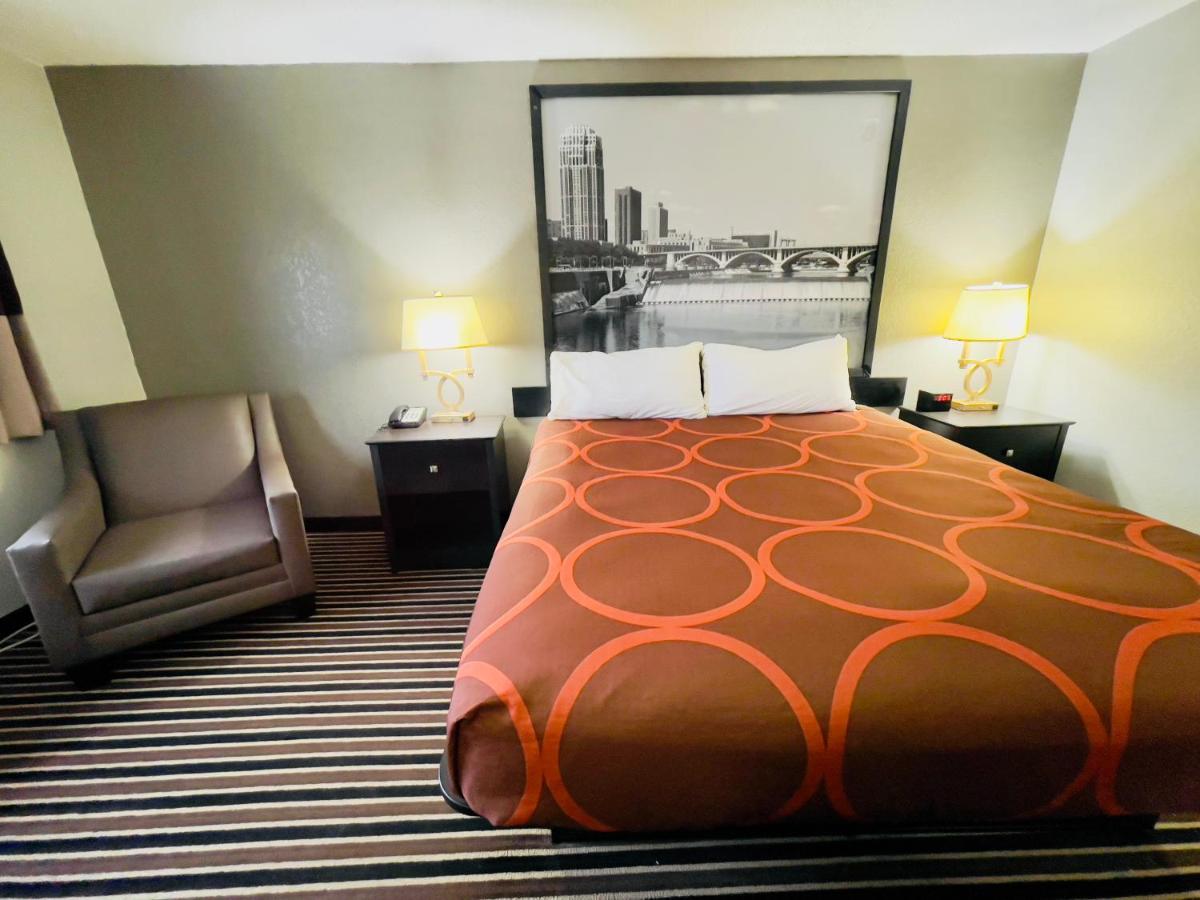 King Room - Non-Smoking at Super 8 by Wyndham Shakopee