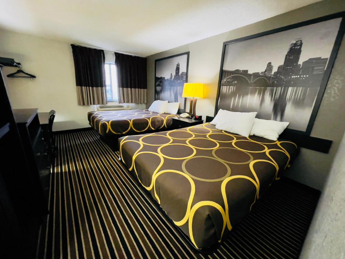 Queen Room with Two Queen Beds - Non-Smoking at Super 8 by Wyndham Shakopee