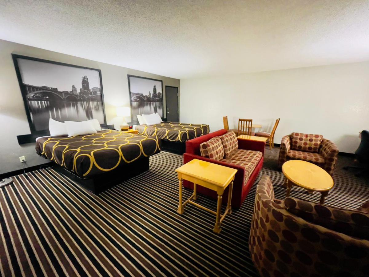 Queen Studio Suite with Two Queen Beds - Non-Smoking at Super 8 by Wyndham Shakopee