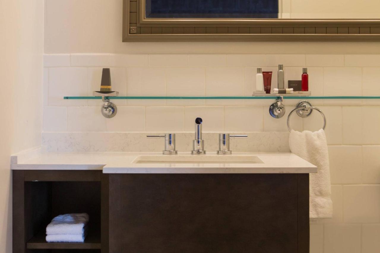 King or Double Room Concierge Level - High Floor at Marriott St. Louis Grand