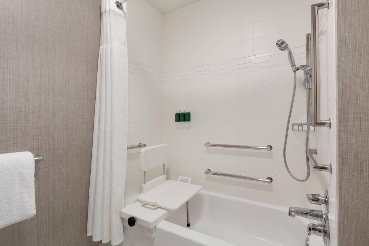 One-Bedroom Queen Suite with Sofa Bed at Residence Inn by Marriott San Jose South\/Morgan Hill