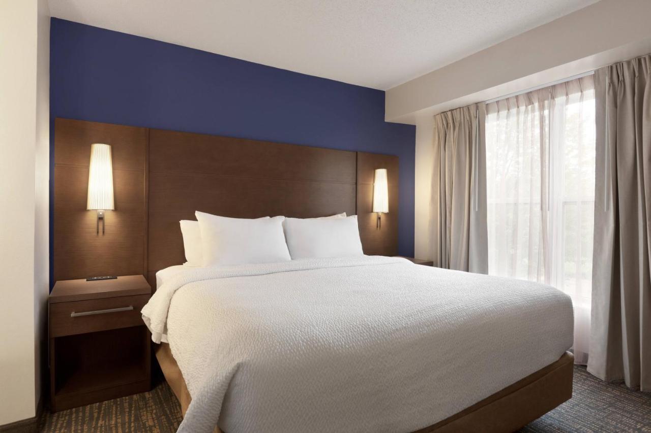 Two-Bedroom Queen Suite with Sofa Bed at Residence Inn by Marriott Chicago Bloomingdale
