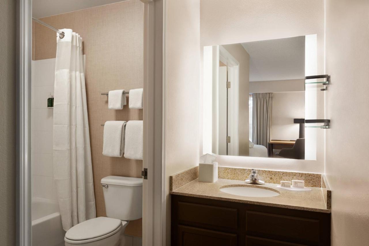 Two-Bedroom Queen Suite with Sofa Bed at Residence Inn by Marriott Chicago Bloomingdale