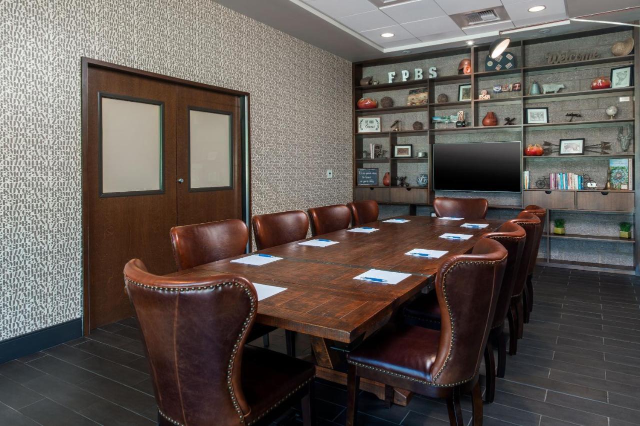 | Four Points By Sheraton At Phoenix Mesa Gateway Airport