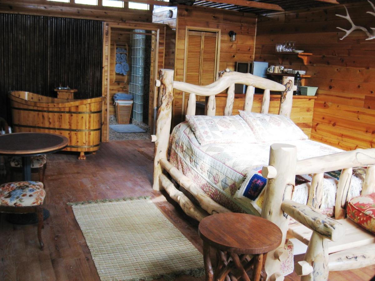 | Shady Lady Bed and Breakfast
