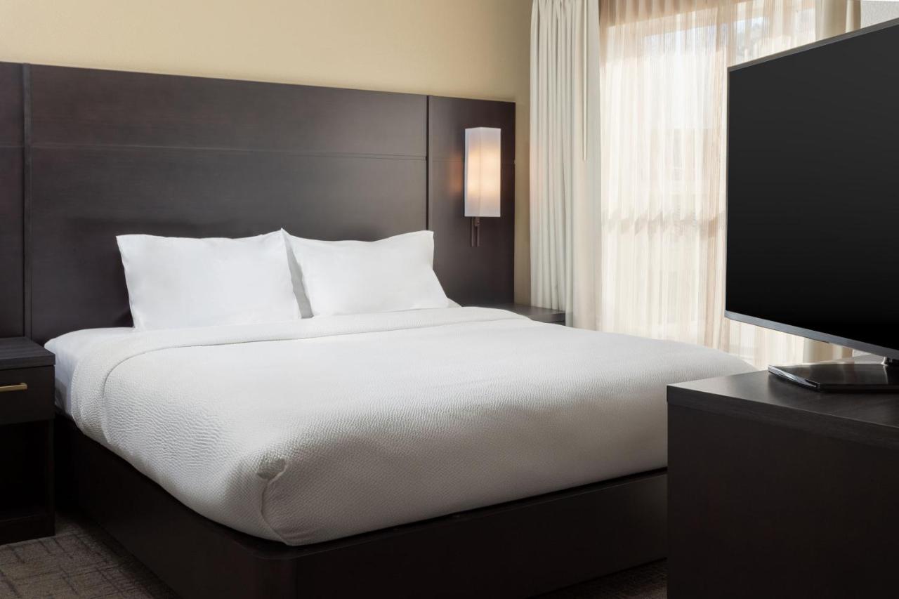  | Residence Inn by Marriott Corona Riverside