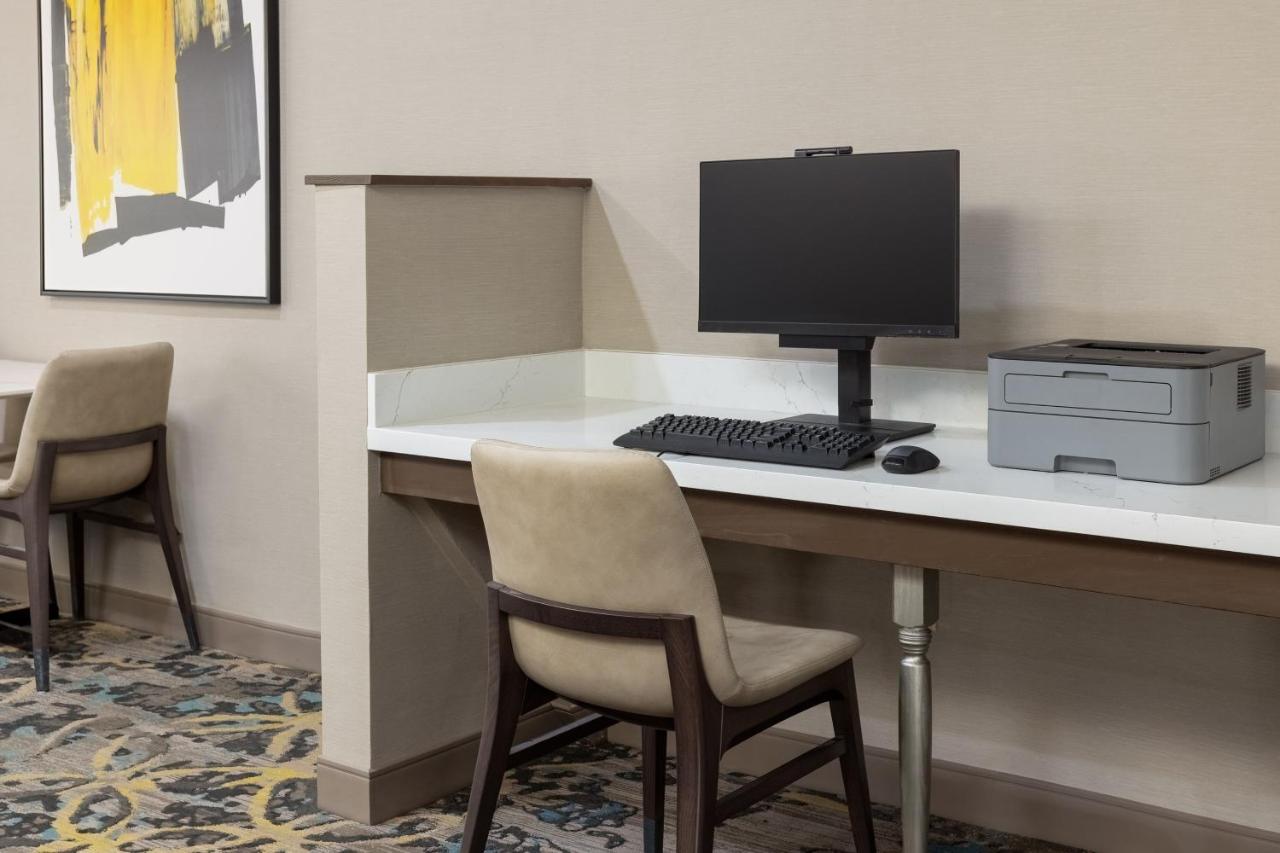 | Residence Inn by Marriott Corona Riverside