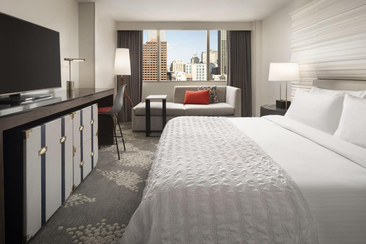 Guest room, 1 King, City view at Le Méridien New Orleans