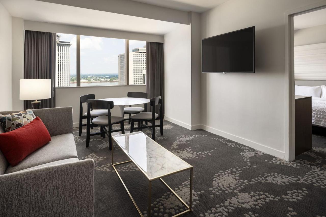 Corner King Suite, 1 Bedroom Suite, 1 King, Corner room at Le Méridien New Orleans