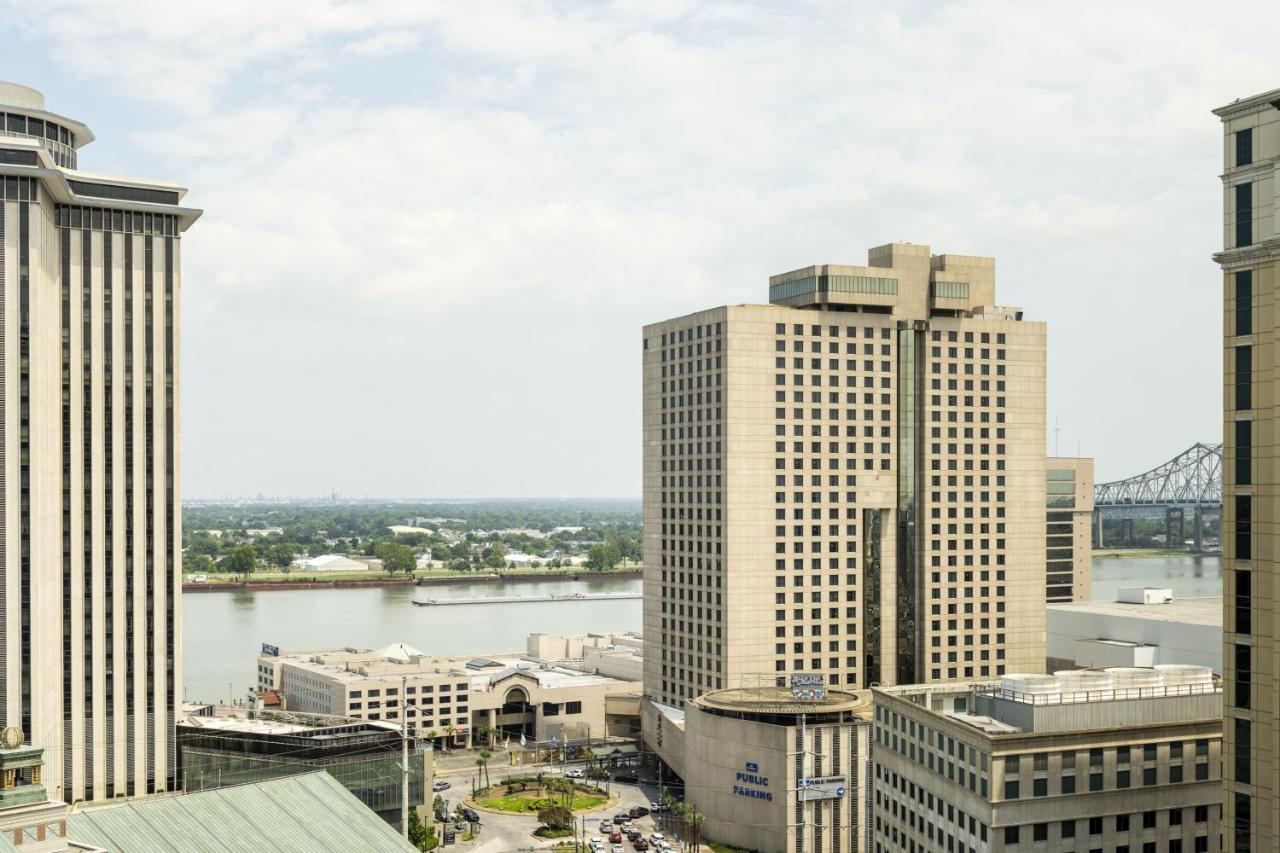 Guest room, 1 King, City view at Le Méridien New Orleans