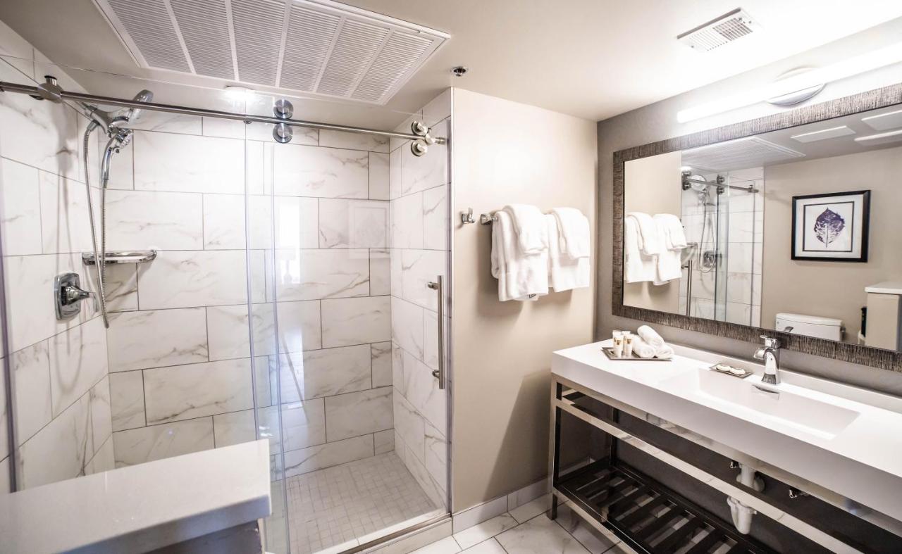 | Seven Gables Inn, St Louis West, a Tribute Portfolio Hotel