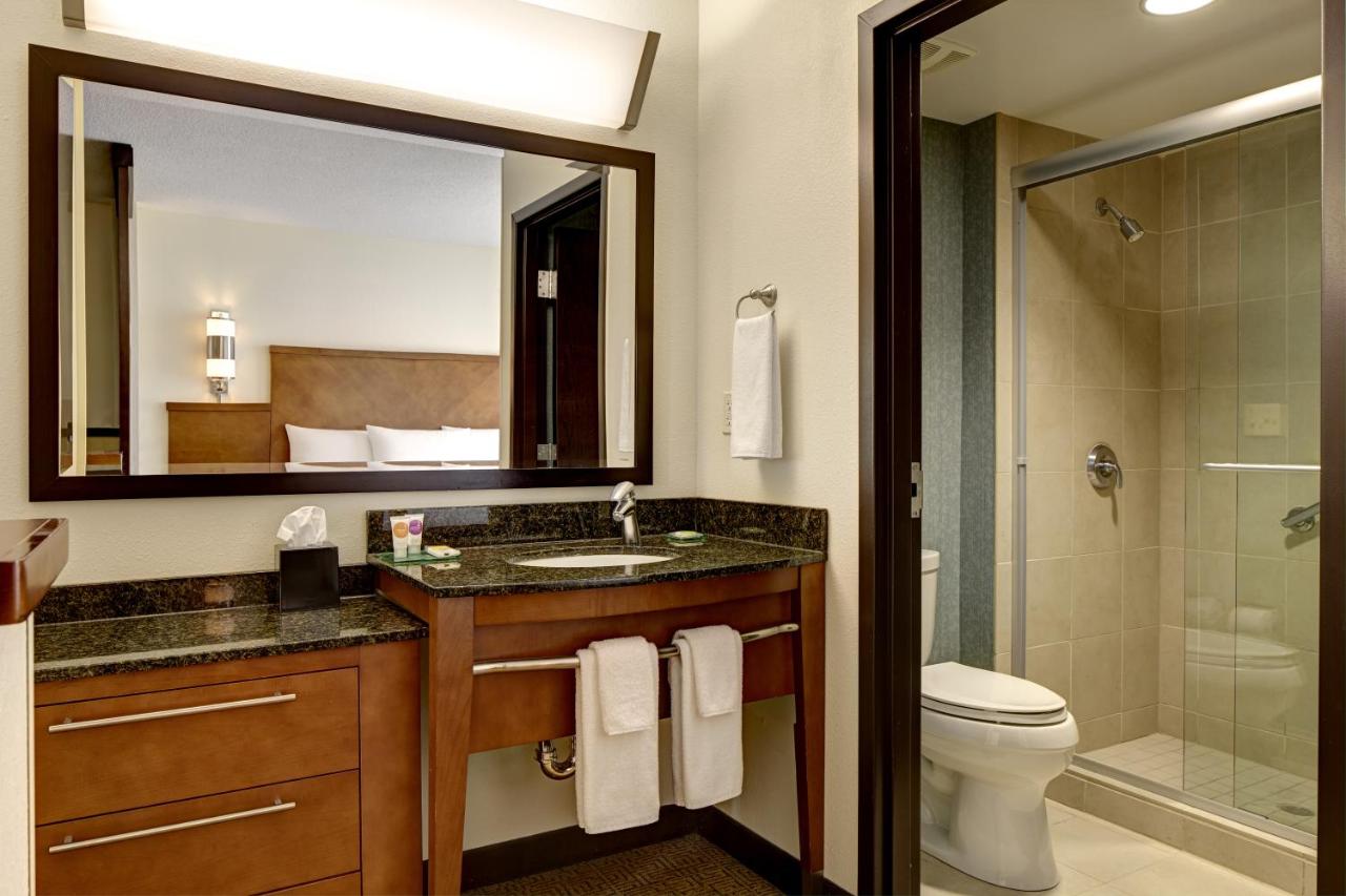King Room with Sofa Bed at Hyatt Place Sacramento Roseville