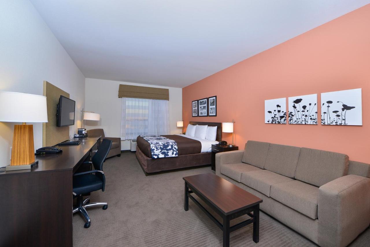 | Sleep Inn & Suites Austin – Tech Center
