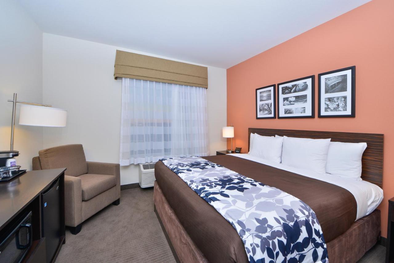 | Sleep Inn & Suites Austin – Tech Center
