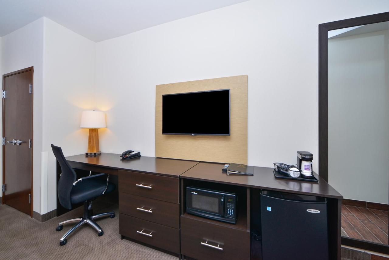 | Sleep Inn & Suites Austin – Tech Center