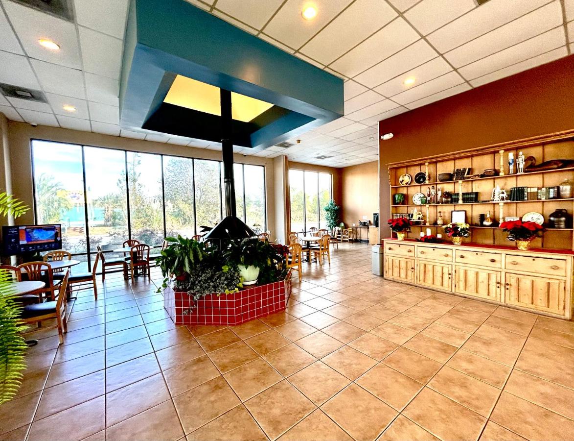| Days Inn by Wyndham St George