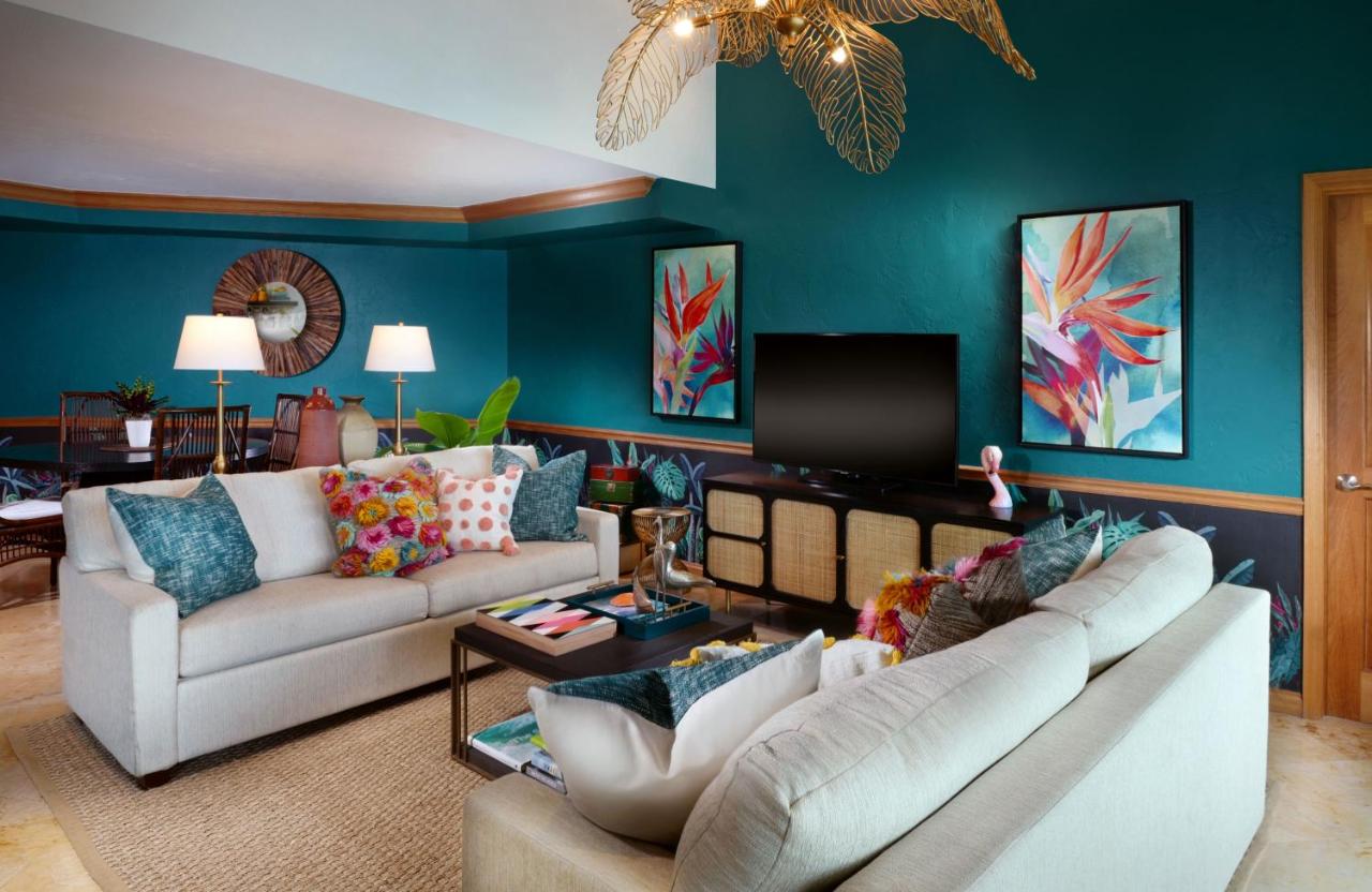 Suite at Ocean Key Resort - A Noble House Resort