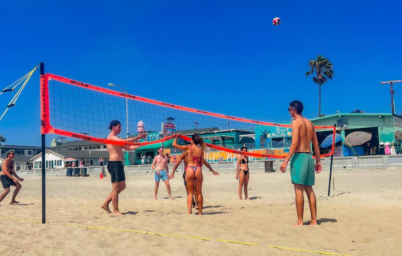 | ITH Beach Bungalow Surf Hostel San Diego