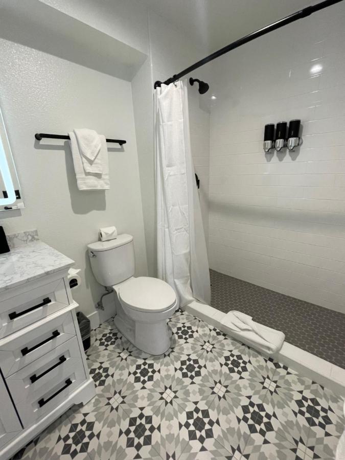  | New Haven Inn