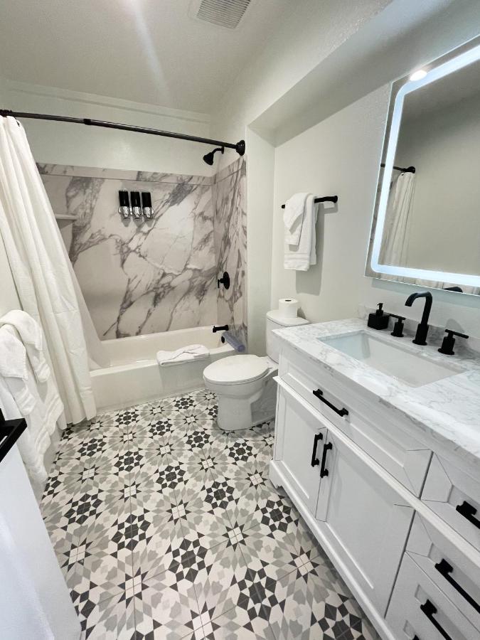  | New Haven Inn