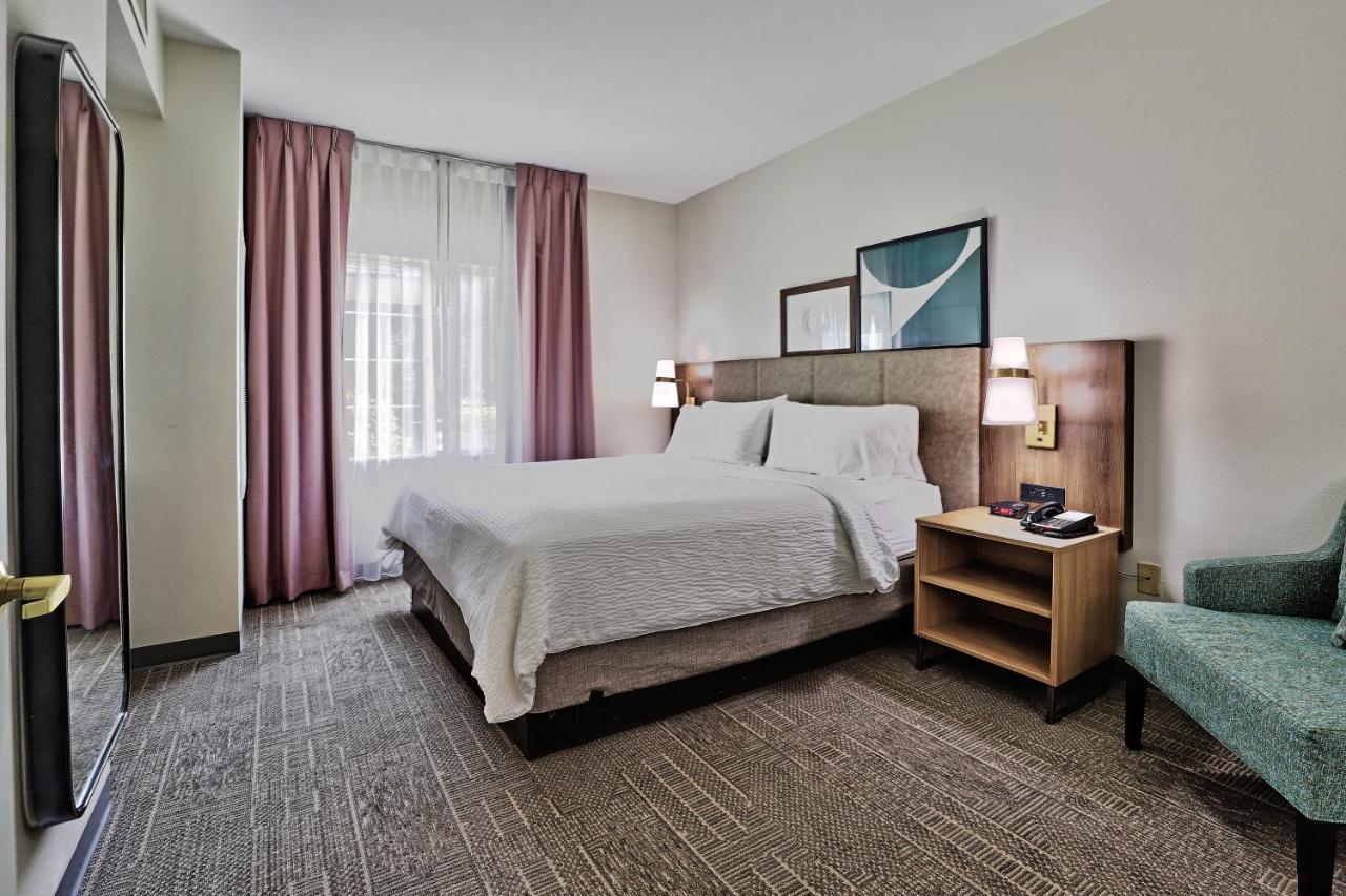| Staybridge Suites Albuquerque - Airport, an IHG Hotel