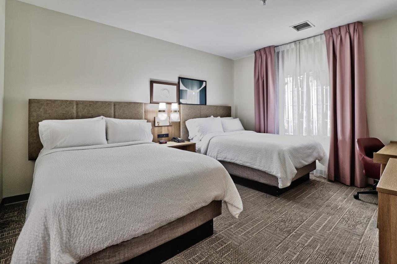 | Staybridge Suites Albuquerque - Airport, an IHG Hotel