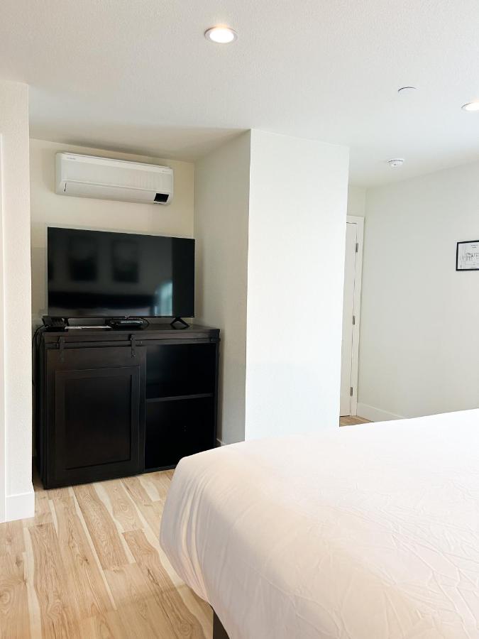  | New Haven Inn