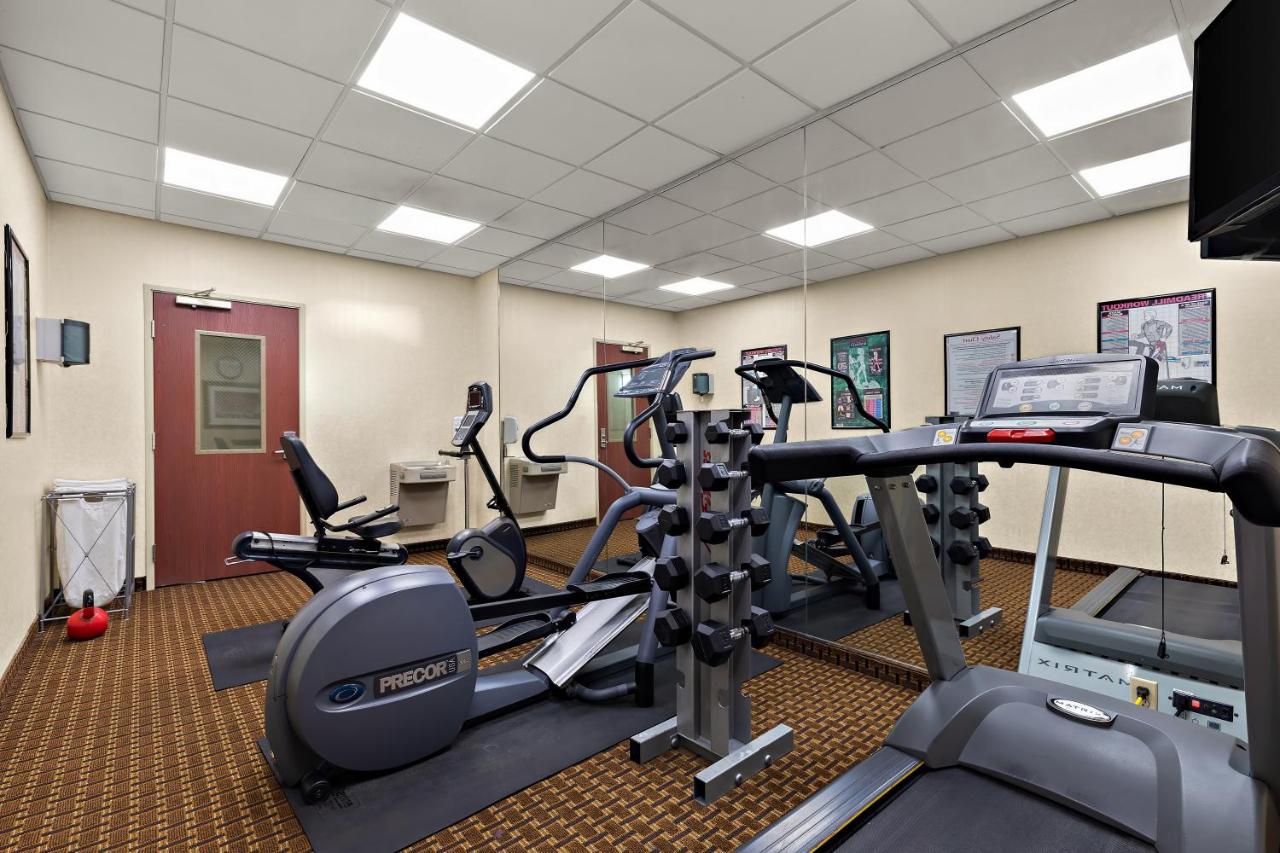 | Sleep Inn & Suites near Joint Base Andrews-Washington Area