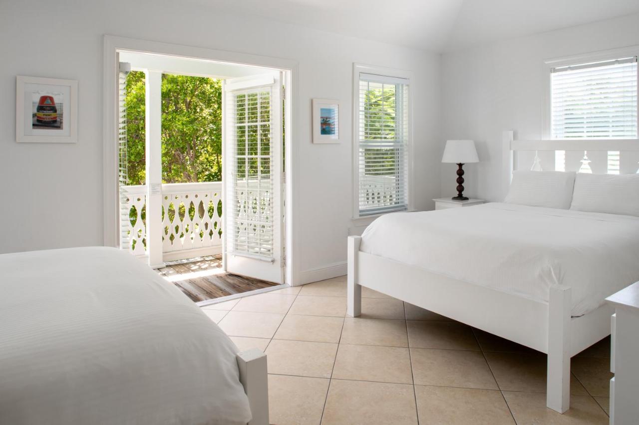 | Tranquility Bay Beachfront Hotel and Resort